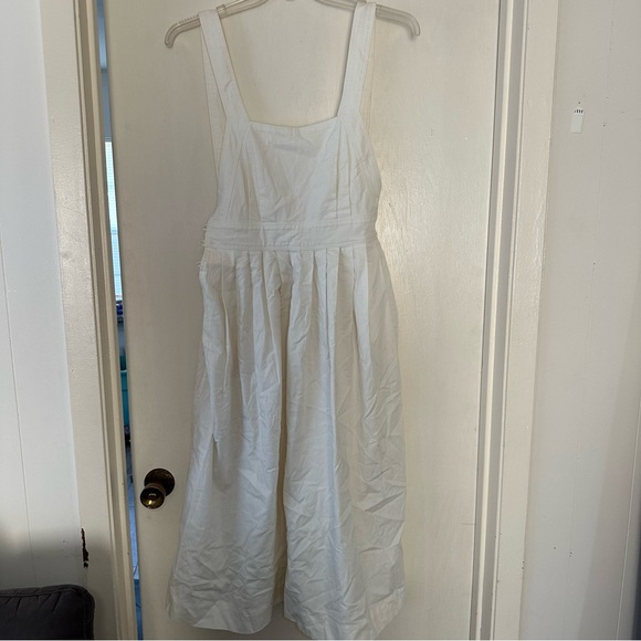 Electric feathers white dress - Picture 2 of 6